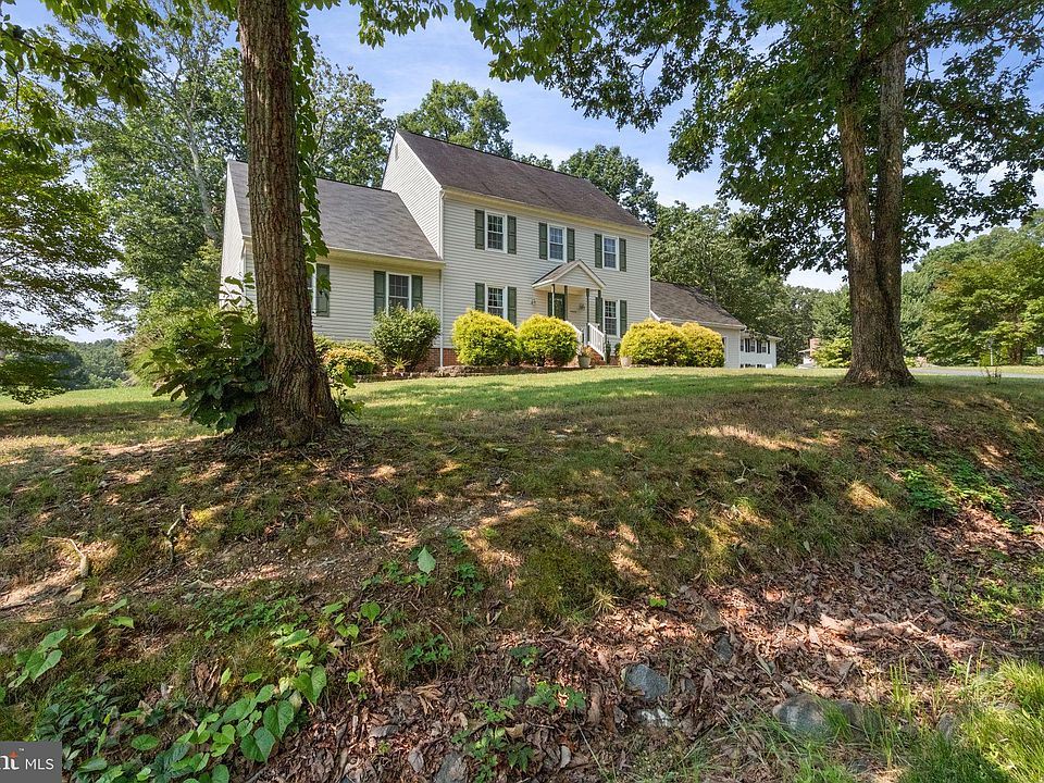 4400 Hilltop Ct Fredericksburg, VA, 22408 - Apartments for Rent | Zillow