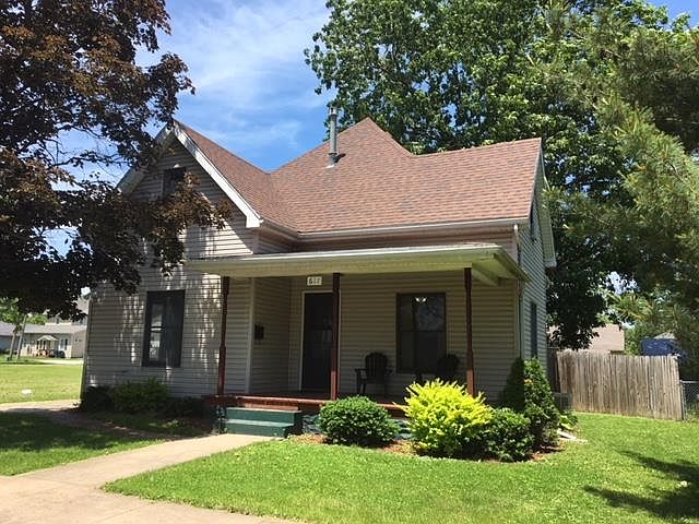 1st image of 611 E McPherson St
