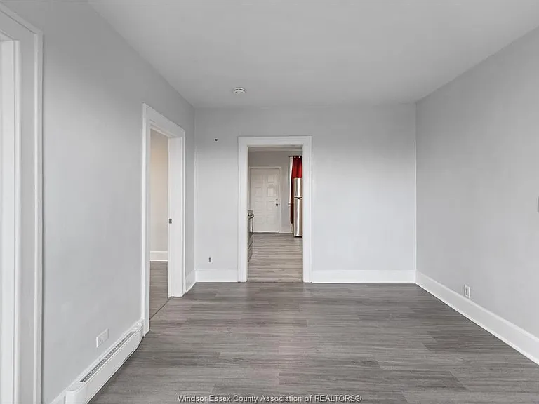 900 Ottawa St #5 — Photo 5