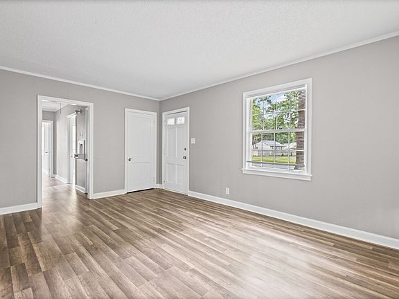 5th image of 4078 Dunn Ave