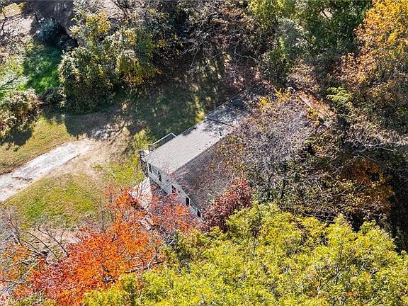 4th image of 1511 Barto Pl