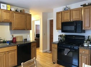 277 Putnam Ave #3, Cambridge, MA 02139