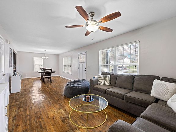 5th image of 6627 Hilton Dr