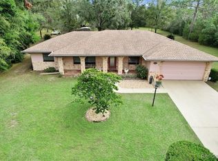 12355 S Gladiolus Point, Floral City, FL 34436