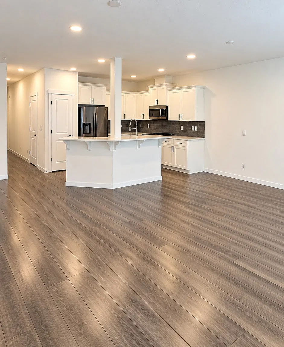 3 bed, 2.5 bath, 1576 sqft, $2,495 — Photo 2