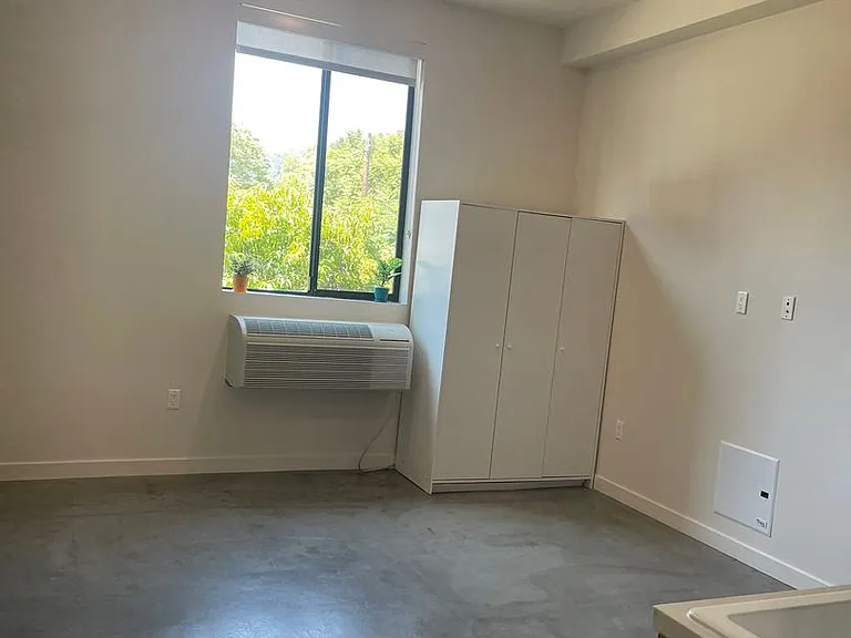 Arroyo LA Designer Studio Community Living — Photo 39
