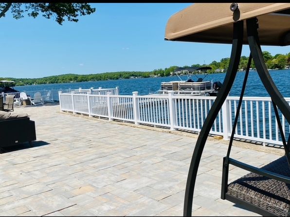 12 W Point Rd, East Hampton, CT 06424