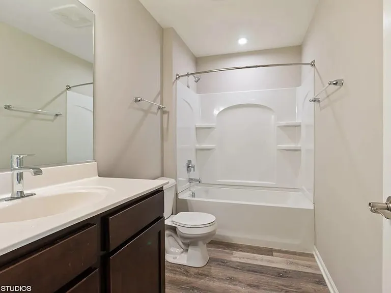 Timber Pointe Apartments — Photo 7