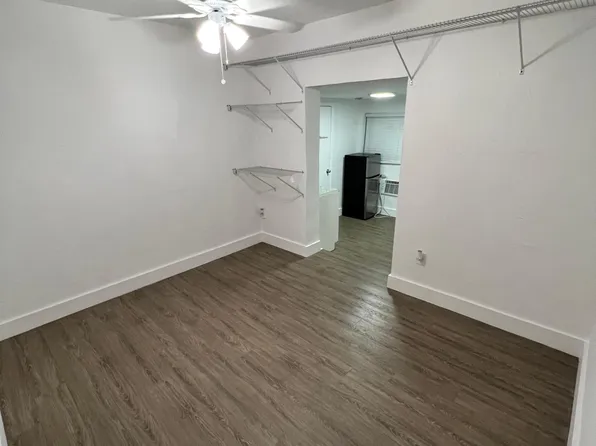 323 NW 108th St, Miami, FL 33168