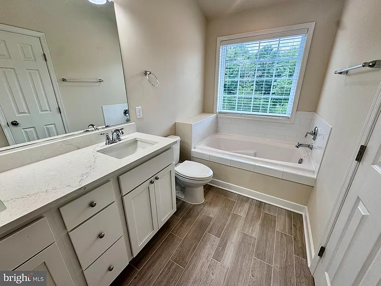 1008 Wicklow Dr — Photo 21