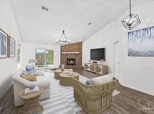 3905 Deerwood Cir, Pace, FL 32571