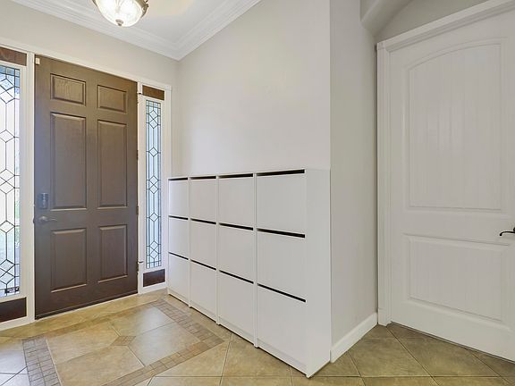5th image of 4225 SW Ragen Street