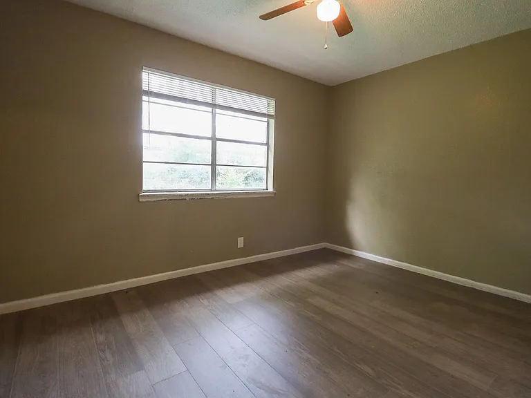 12539 E 20th Pl — Photo 14