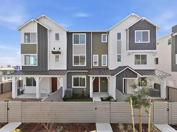 27341 Bear Creek Ln, Valencia, CA 91381