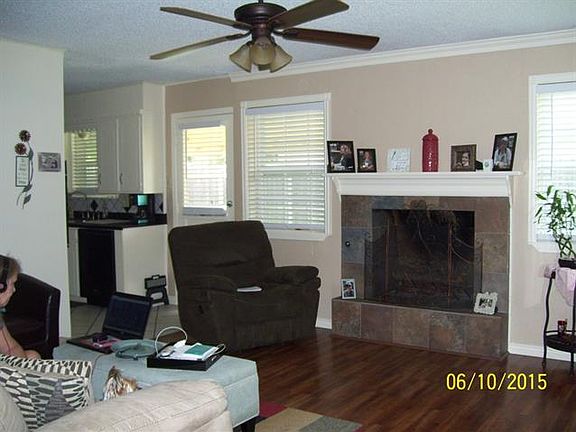 3rd image of 1216 Winchester Way