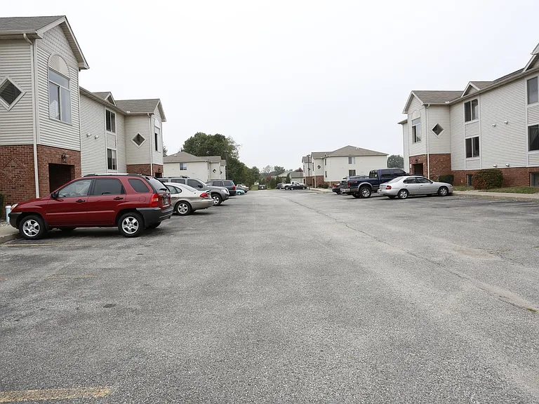 Prairie Ridge Apartments — Photo 15