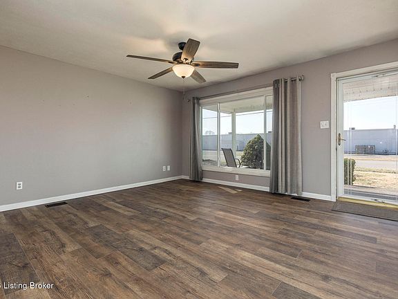 2nd image of 8411 Seaforth Dr