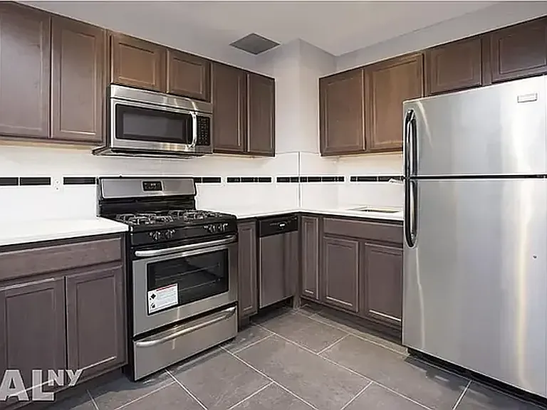 164 Attorney St #604 — Photo 3