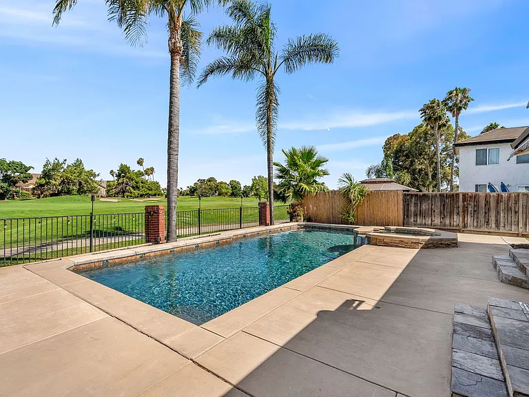 2317 Wayfarer Dr — Photo 47