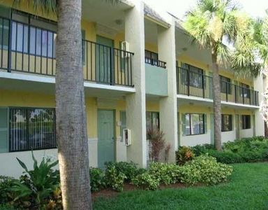 1622 Meadows Circle W, Boynton Beach, FL, 33436