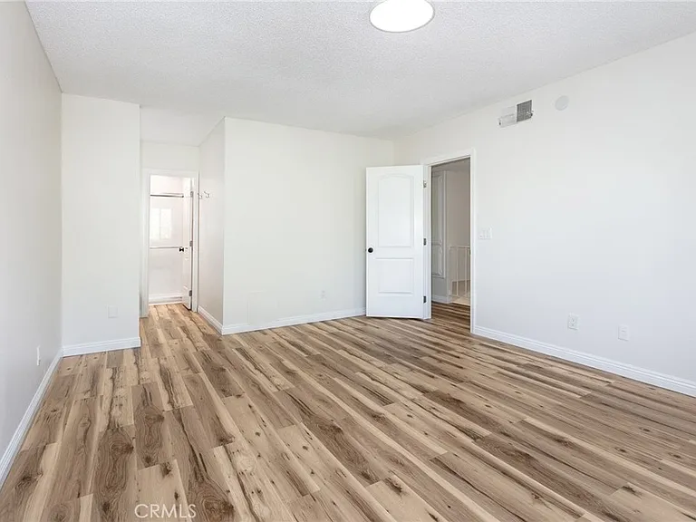 21901 Lassen St #113 — Photo 17