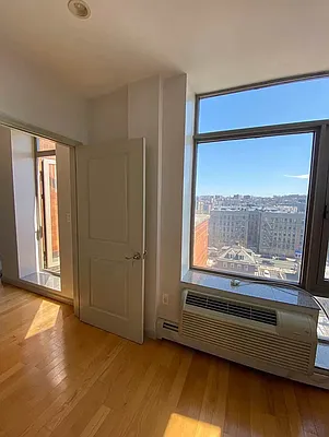 Rented by Houses of New York Realty LLC | media 40