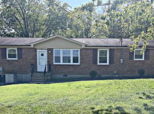 117 Curtiswood Dr, Hendersonville, TN 37075