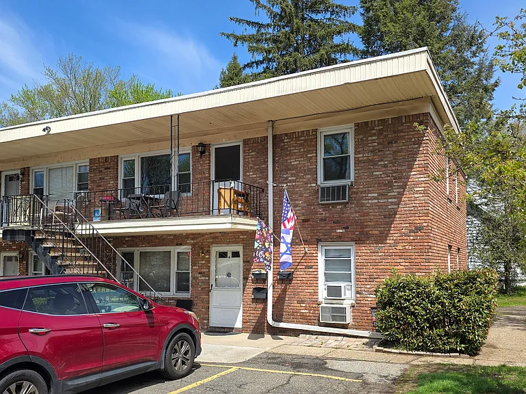 16 E Belmont Ave #8 — Photo 21