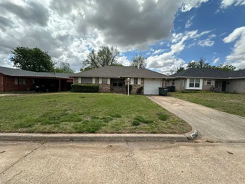 4720 Spiva Dr Photo 1