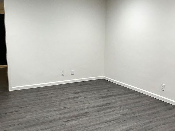 3rd image of 1811 Vine St #A