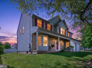 4 E Summit Ave, Ave, PA 18969