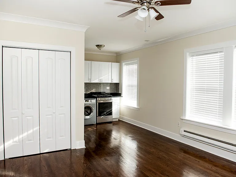 2129 N Dayton St #303 — Photo 1