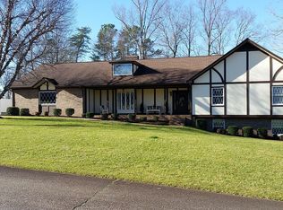 227 Countrywood Dr, Forest City, NC 28043
