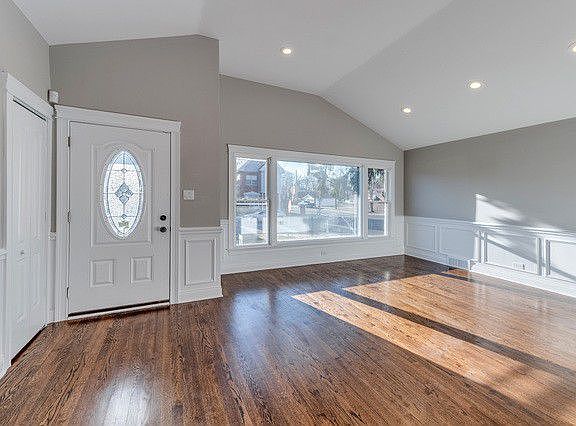 4th image of 3611 Cuyler Ave
