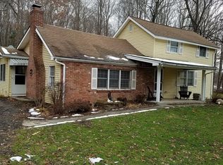 67 Mountain Rd, Stanfordville, NY 12581