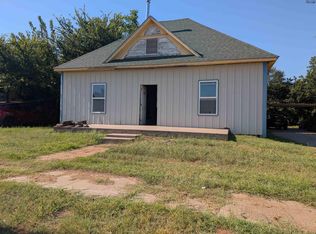 601 E 3rd St, Burkburnett, TX 76354