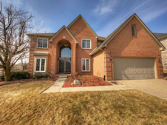 2nd image of 4110 Silverleaf Dr
