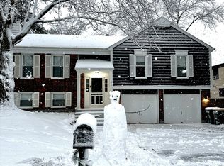 1362 Deer Run, Gurnee, IL 60031