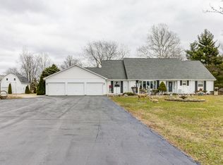 845 Stockholm Rd, Paxton, IL 60957