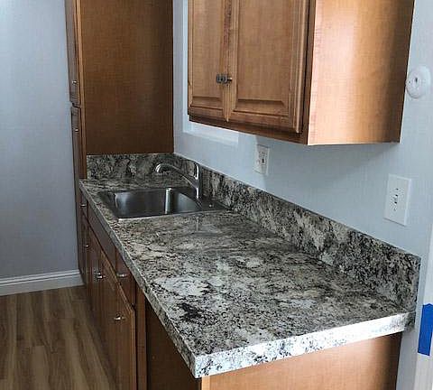 3rd image of 620 N Claremont St #2