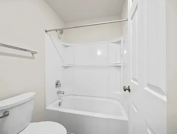 1024 Miremont Dr — Photo 29