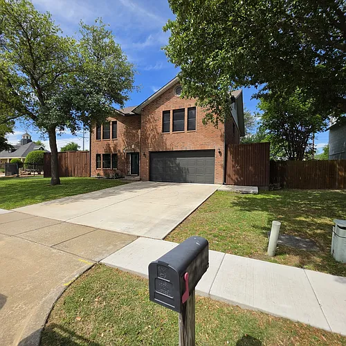 6511 White Oaks Ln Photo 1 6511 White Oaks Ln Photo 1