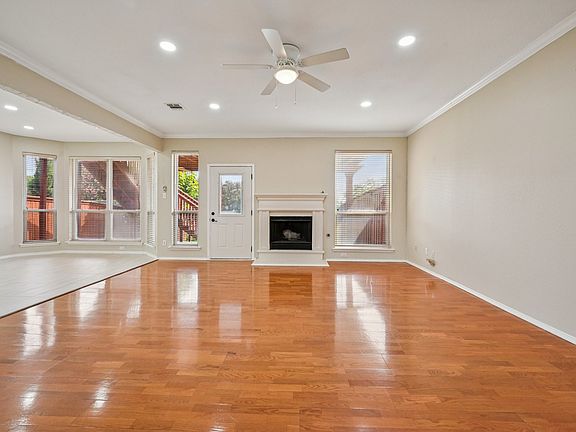 5th image of 4730 Parkhaven Dr