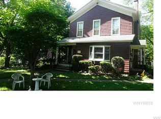 80 John St, Akron, NY 14001