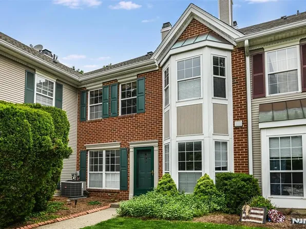 1030 Cumberland Ct #1030, Mahwah, NJ 07430