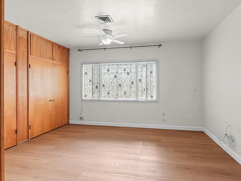 4734 College Ave — Photo 14
