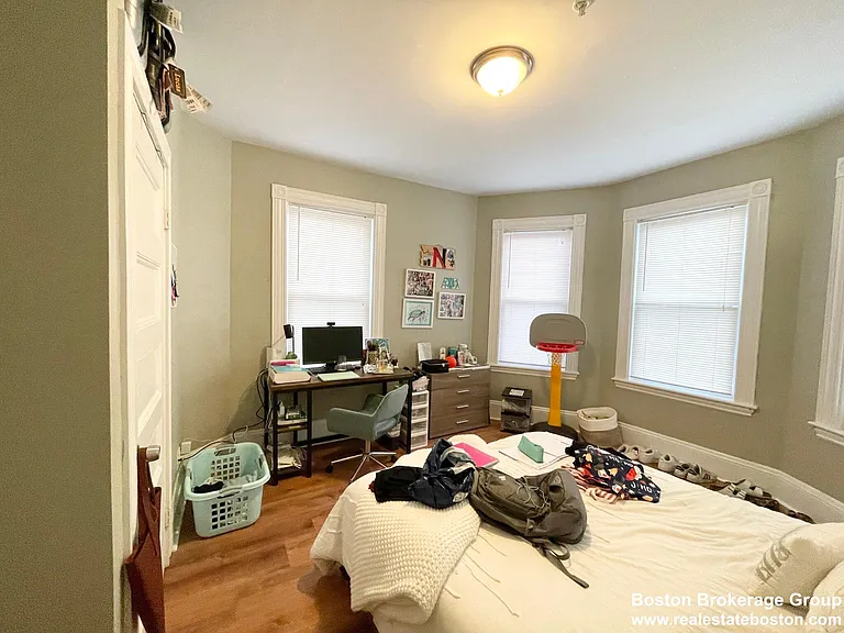 8 Darling St #1 — Photo 3