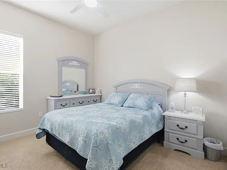 11225 Lithgow Ln — Photo 21