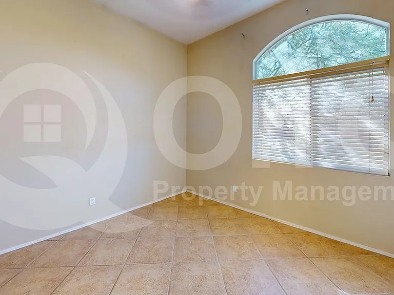 100 N Desert Stream Dr — Photo 8