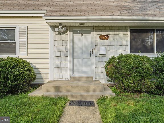 3rd image of 6711 Swarthmore Dr